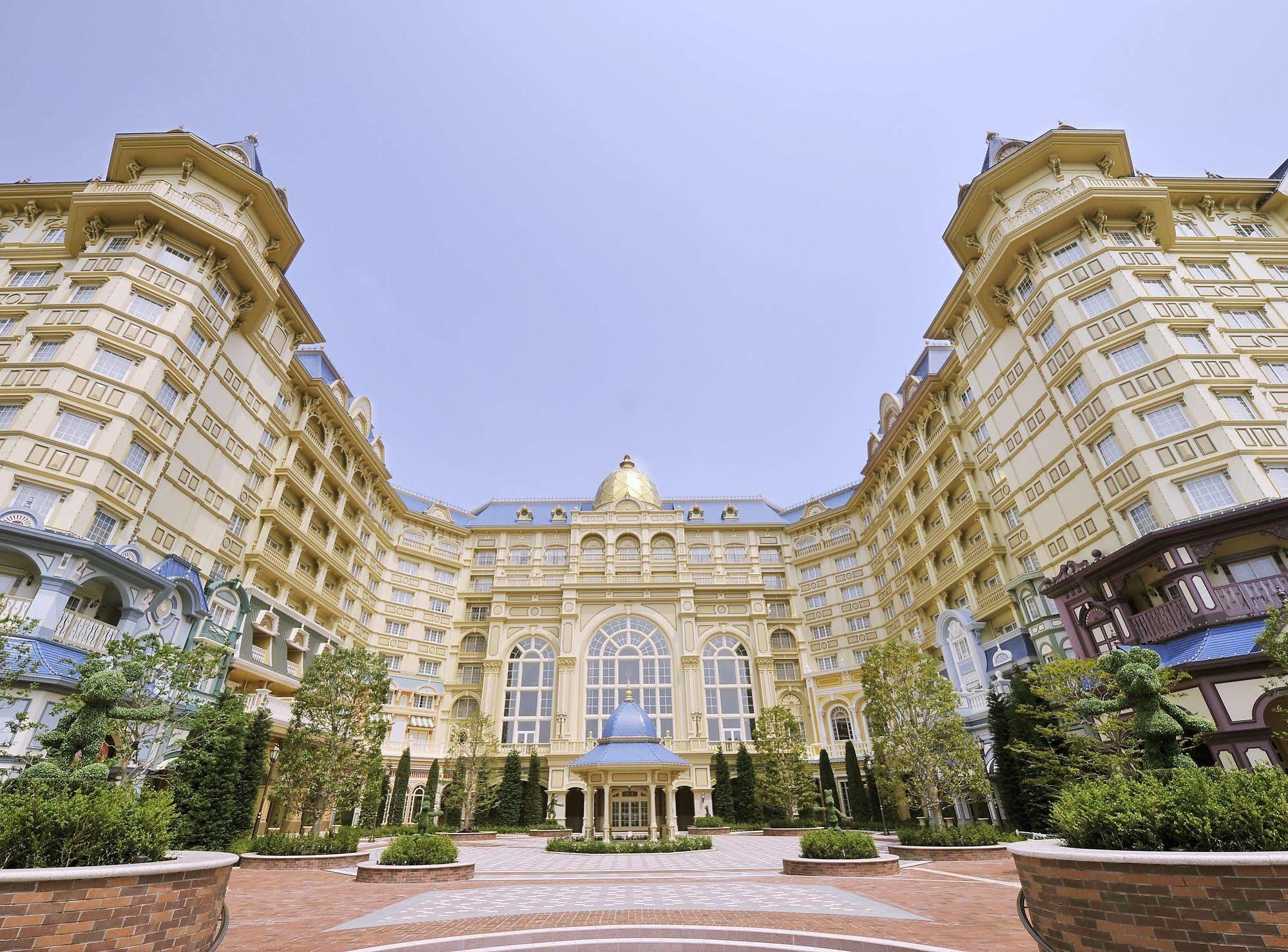 Tokyo Disneyland Hotel Chiba Exterior photo